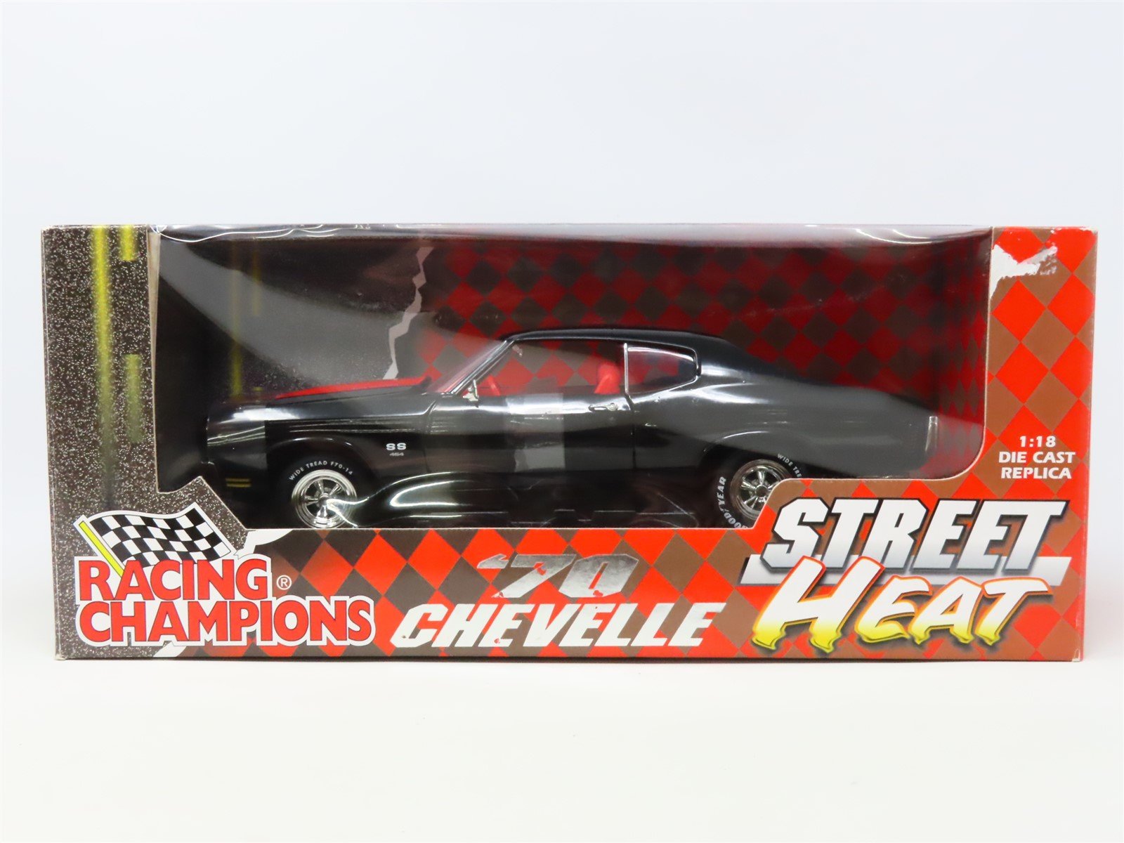 1:18 Scale Racing Champions Street Heat #76070 Die-Cast '70 Chevelle - Black/Red