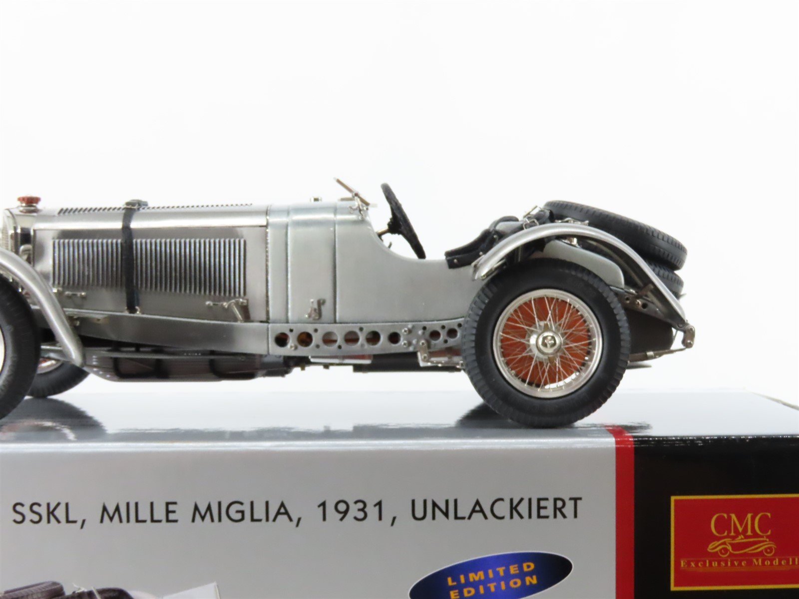 1:18 Scale CMC Die-Cast M-087 1931 Mercedes-Benz SSKL Mille Miglia 