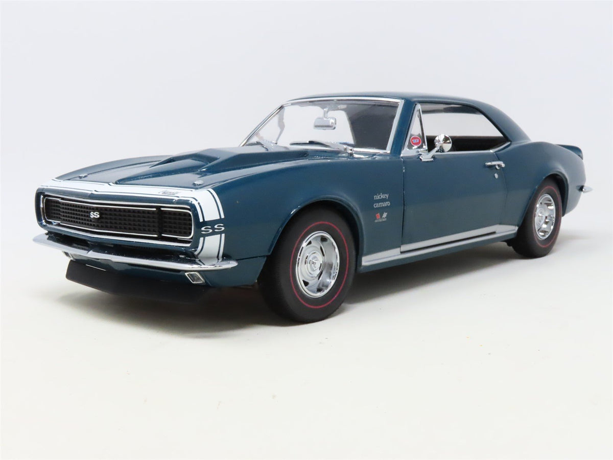 1:18 Lane Exact Detail Replicas 204S &#39;67 Nickey Chevrolet Camaro SS/RS 427 w/COA