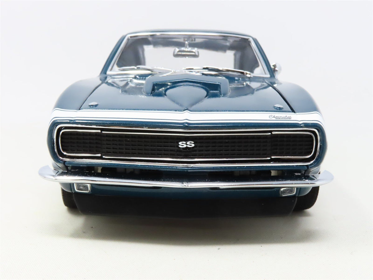 1:18 Lane Exact Detail Replicas 204S &#39;67 Nickey Chevrolet Camaro SS/RS 427 w/COA