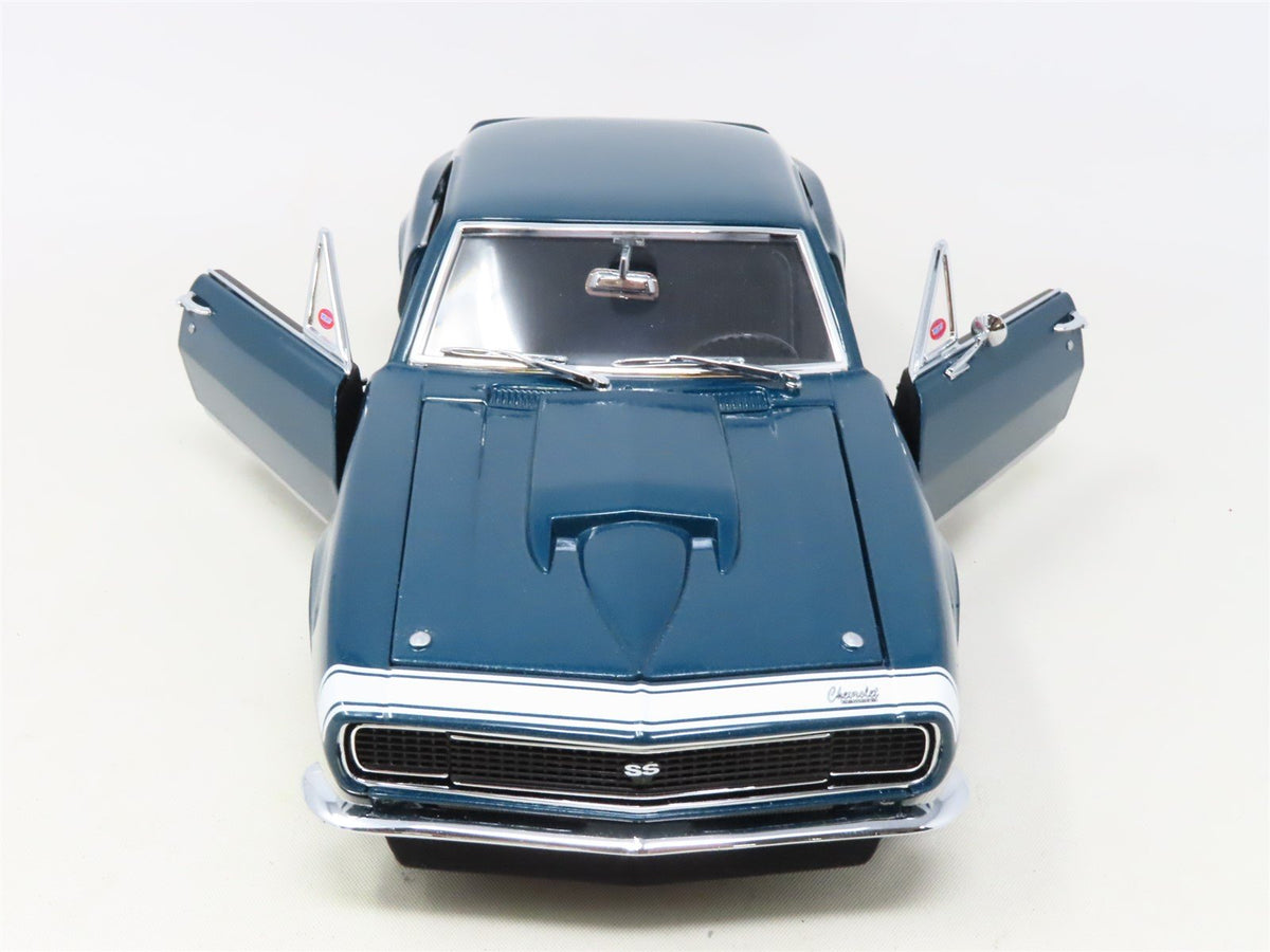 1:18 Lane Exact Detail Replicas 204S &#39;67 Nickey Chevrolet Camaro SS/RS 427 w/COA