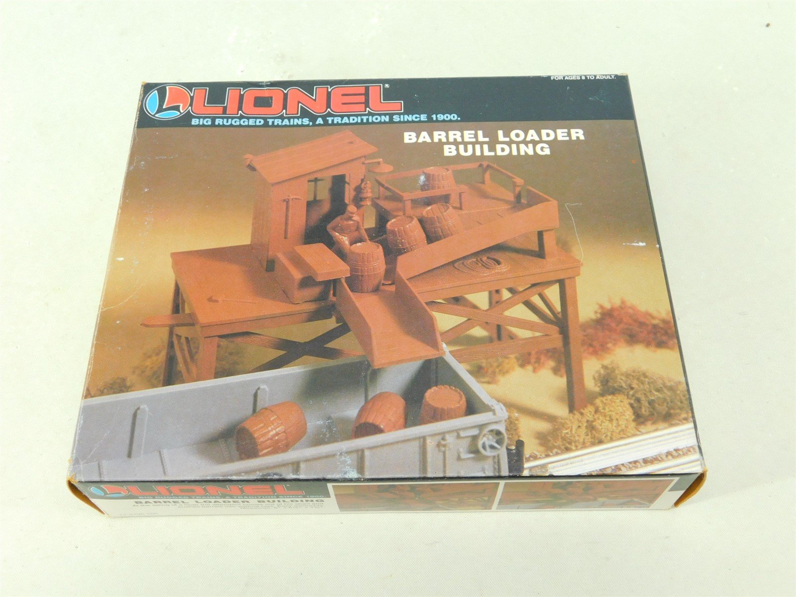 O 1/48 Scale Lionel Kit #6-12706 Snap-Together Barrel Loader Building