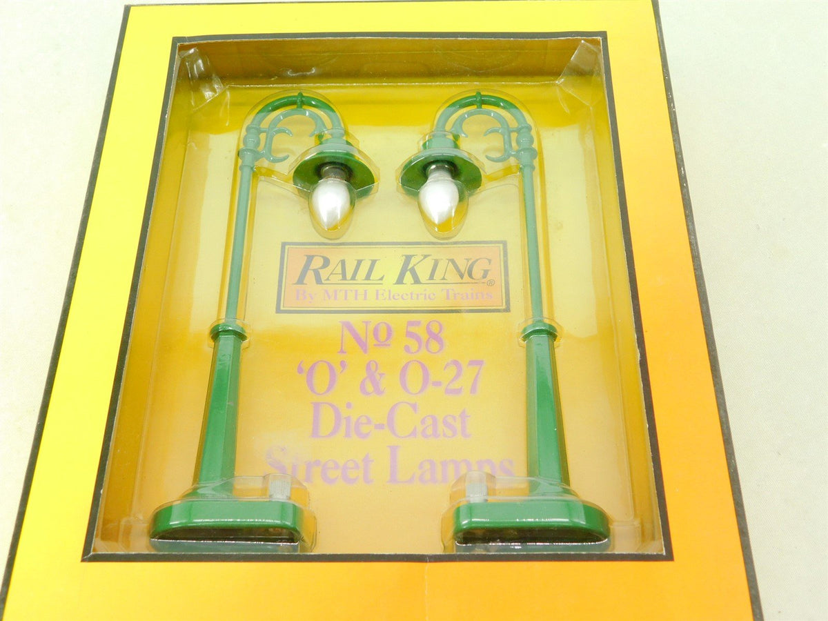 O 1/48 Scale MTH RailKing 1057 No. 58 Street Lamp Set - Green